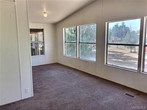 3585 E Robin Ln, Kingman, AZ 86409 photo 8