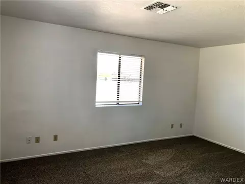 2330 E Carver Ave, Kingman, AZ 86409 photo 6
