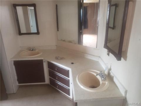 2570 E Devlin Ave, Kingman, AZ 86409 photo 16