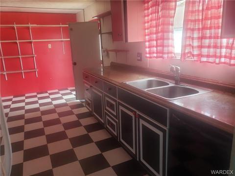 2570 E Devlin Ave, Kingman, AZ 86409 photo 7