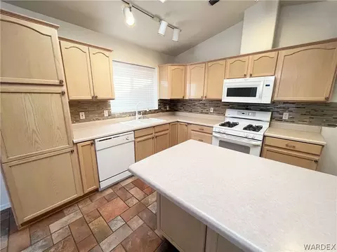 3810 E Lass Ave, Kingman, AZ 86409 photo 10