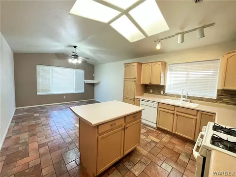 3810 E Lass Ave, Kingman, AZ 86409 photo 8