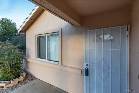 1655 E Thompson Ct, Kingman, AZ 86409 photo 5