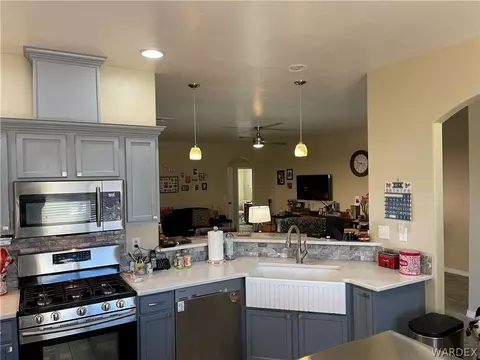 3941 E Mcvicar Ave, Kingman, AZ 86409 photo 17
