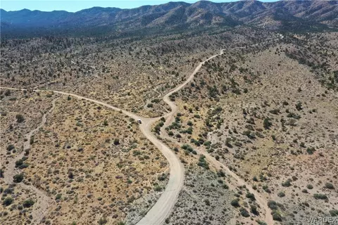 000 N North Mine Rd, Hackberry, AZ 86411 photo 2