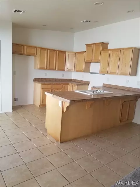 3962 E Snavely Way, Kingman, AZ 86409 photo 9
