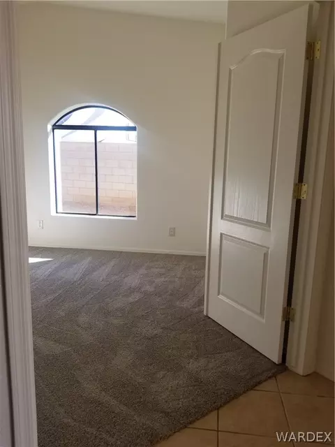 3962 E Snavely Way, Kingman, AZ 86409 photo 6