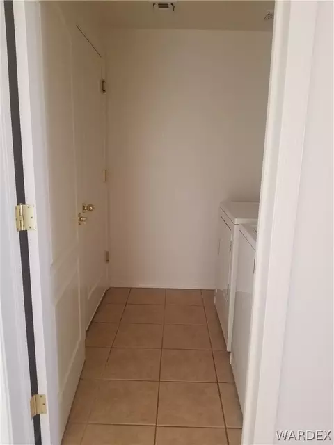 3962 E Snavely Way, Kingman, AZ 86409 photo 5