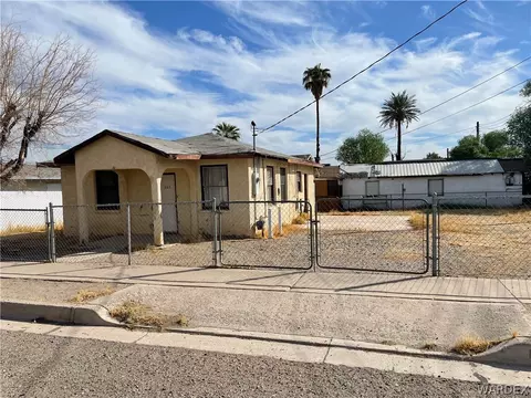 303 N M St, Needles, CA 92363 photo 1