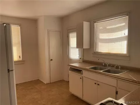 303 N M St, Needles, CA 92363 photo 21