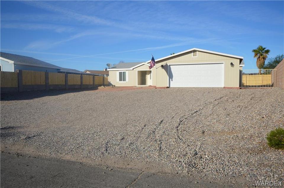 1592 E Courtney Pl, Fort Mohave, AZ 86426 38 Photos MLS 987348 Movoto