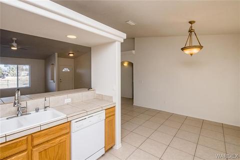 7748 E Devils Arch Dr, Kingman, AZ 86401 photo 17