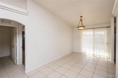7748 E Devils Arch Dr, Kingman, AZ 86401 photo 11
