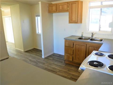 1410 E Devlin Ave, Kingman, AZ 86409 photo 3