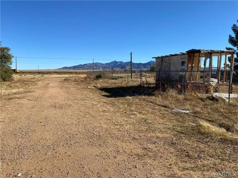4590 4594 N Patsy Dr, Kingman, AZ 86409 photo 2