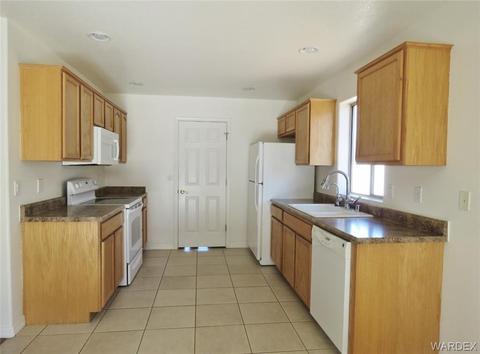 3940 E Potter Ave, Kingman, AZ 86401 photo 10