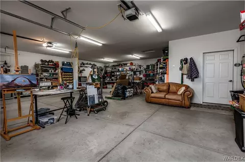 7811 E Devils Arch Dr, Kingman, AZ 86401 photo 22