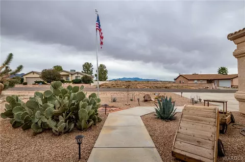7811 E Devils Arch Dr, Kingman, AZ 86401 photo 45