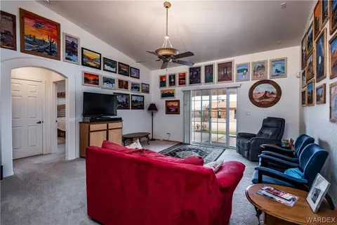 7811 E Devils Arch Dr, Kingman, AZ 86401 photo 8