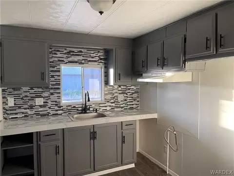 2190 E Devlin Ave, Kingman, AZ 86409 photo 12