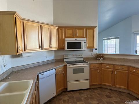 3939 E Lass Ave, Kingman, AZ 86409 photo 8