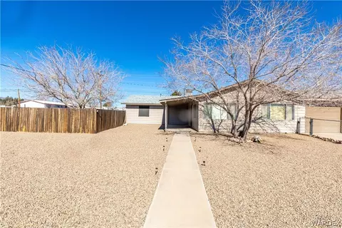 2615 E Packard Ave, Kingman, AZ 86409 photo 4