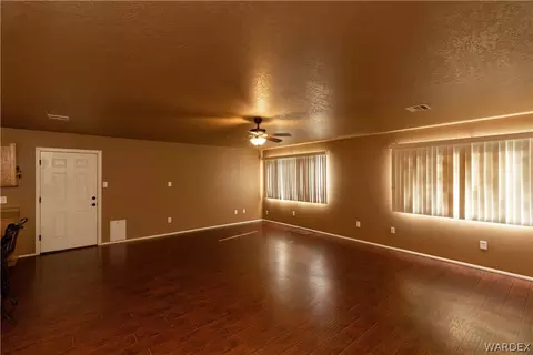 2615 E Packard Ave, Kingman, AZ 86409 photo 8