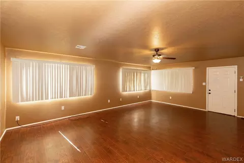 2615 E Packard Ave, Kingman, AZ 86409 photo 9