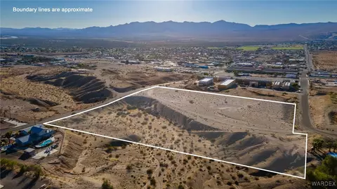 1707 E Havasupai Dr, Bullhead City, AZ 86442