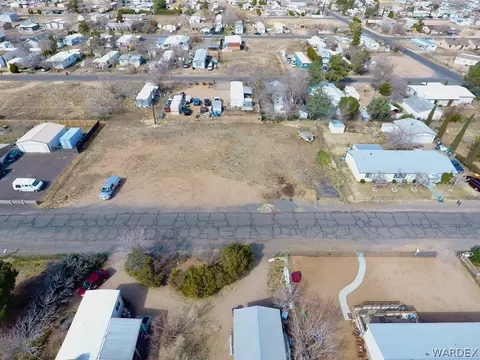 3849 E Shaeffer Ave, Kingman, AZ 86409 photo 13