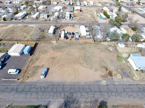 3849 E Shaeffer Ave, Kingman, AZ 86409 photo 12