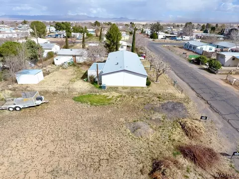 3849 E Shaeffer Ave, Kingman, AZ 86409 photo 4