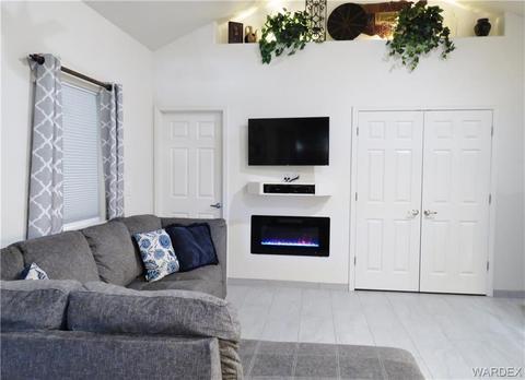 110 E Oak St, Kingman, AZ 86401 photo 6