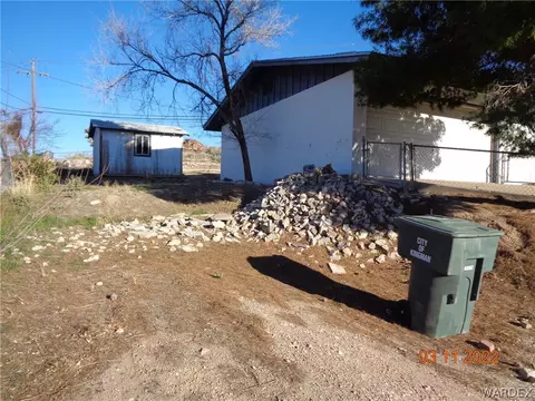 902 Main St, Kingman, AZ 86401 photo 3