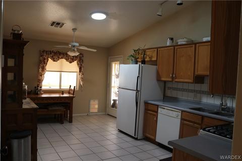 1651 E Thompson Ct, Kingman, AZ 86409 photo 10