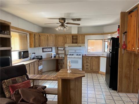 3619 E Robin Ln, Kingman, AZ 86409 photo 4
