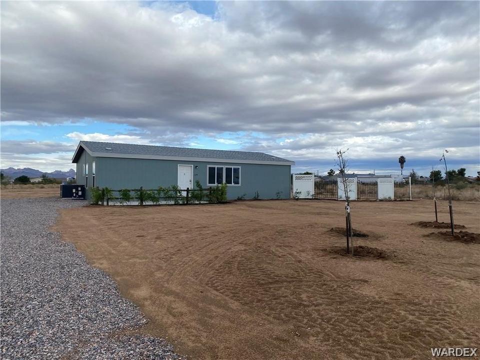 575 S Santa Maria Rd, Golden Valley, AZ 86413 3 Photos MLS 991892