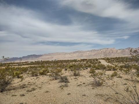 1221 W Calico Dr, Meadview, AZ 86444