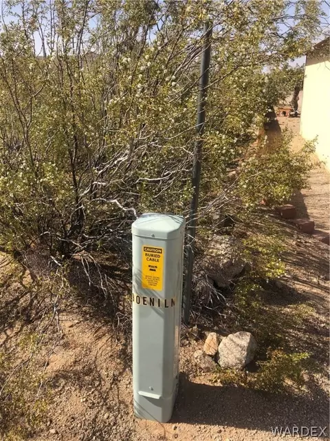 75 E Spencer Dr, Meadview, AZ 86444 photo 7