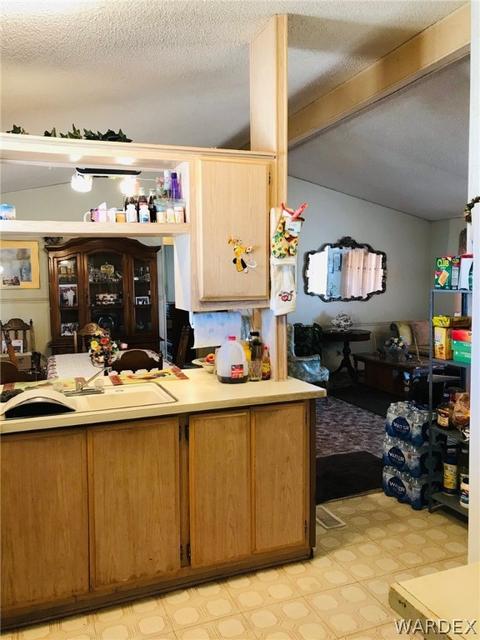 2005 E Shadow Ln, Yucca, AZ 86438 photo 18
