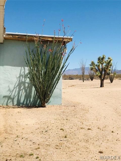 2005 E Shadow Ln, Yucca, AZ 86438 photo 6