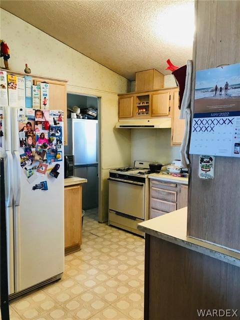 2005 E Shadow Ln, Yucca, AZ 86438 photo 19