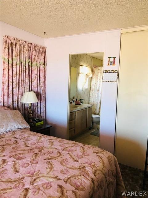 2005 E Shadow Ln, Yucca, AZ 86438 photo 25