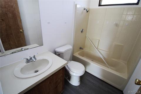542 E Berk Ave, Kingman, AZ 86409 photo 13