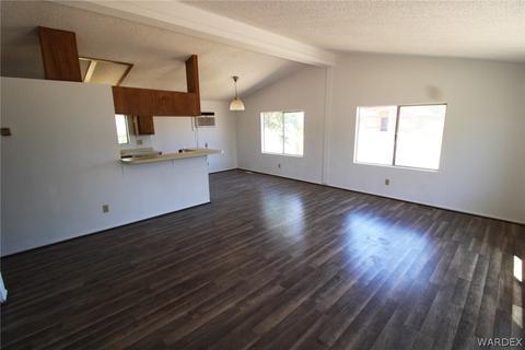 542 E Berk Ave, Kingman, AZ 86409 photo 3