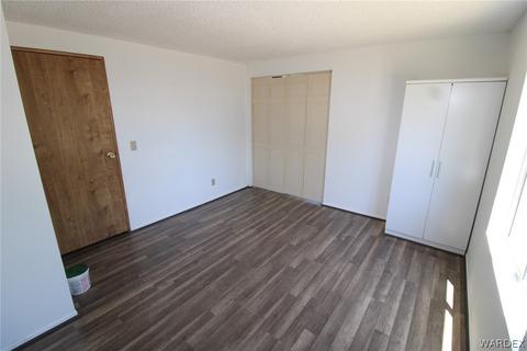 542 E Berk Ave, Kingman, AZ 86409 photo 12