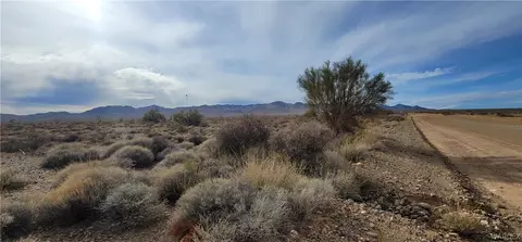 31 Daytona Dr # -c, Yucca, AZ 86438