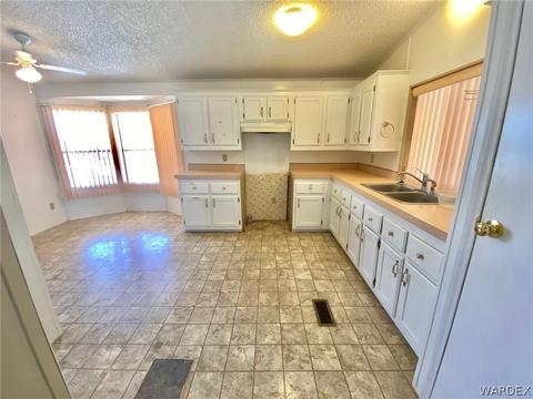 4018 E Hearne Ave, Kingman, AZ 86409 photo 8