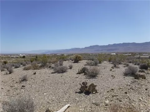 1441 W Echo Dr, Meadview, AZ 86444
