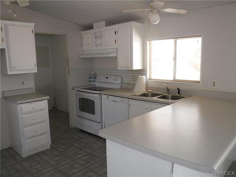 725 E Bishop Dr, Meadview, AZ 86444 photo 19
